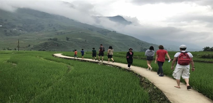 sapa trekking tour